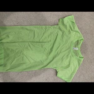 LuluLemon swiftly tech, size 6